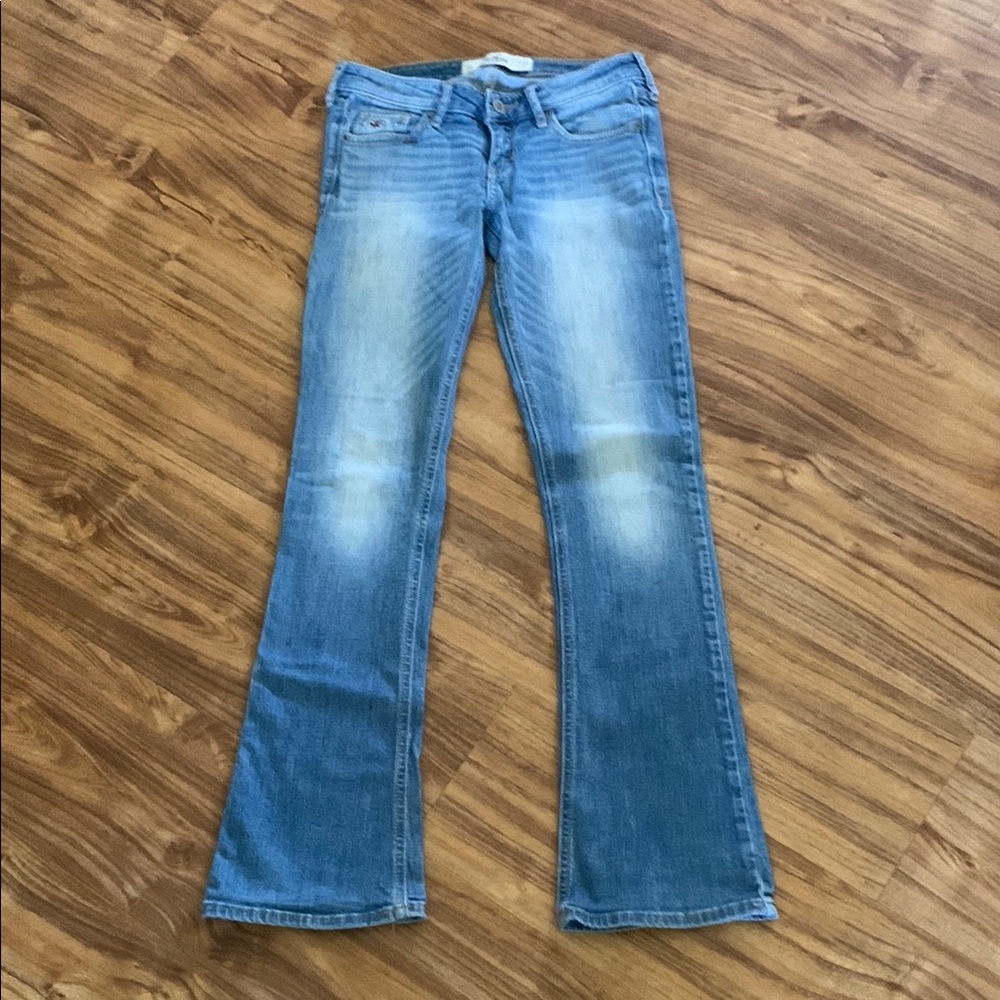 Hollister Bootcut Jeans- Sz 24 x 31
